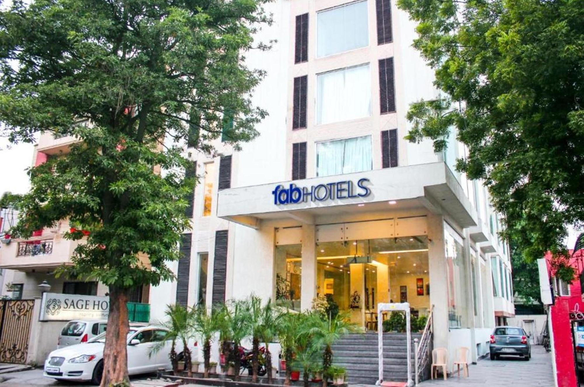 Fabhotel Prime Sage New Delhi Exteriör bild