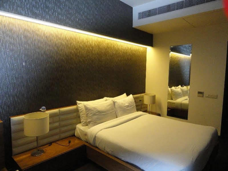 Fabhotel Prime Sage New Delhi Exteriör bild