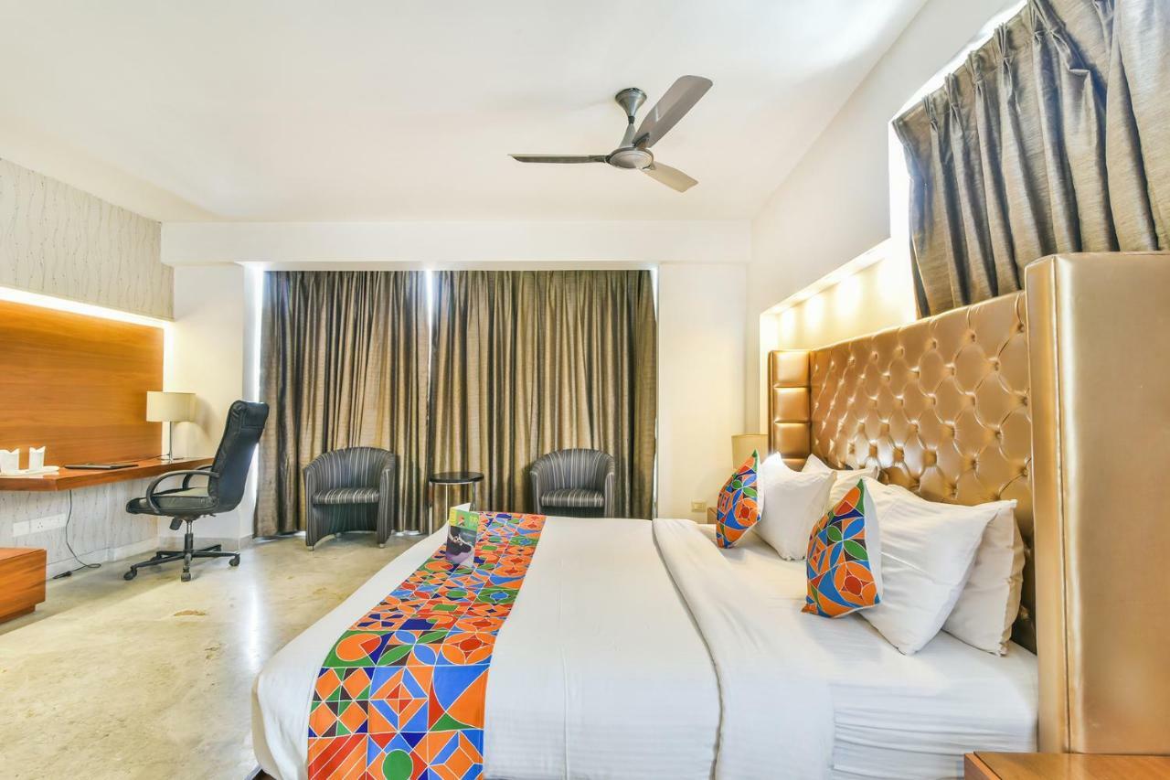 Fabhotel Prime Sage New Delhi Exteriör bild