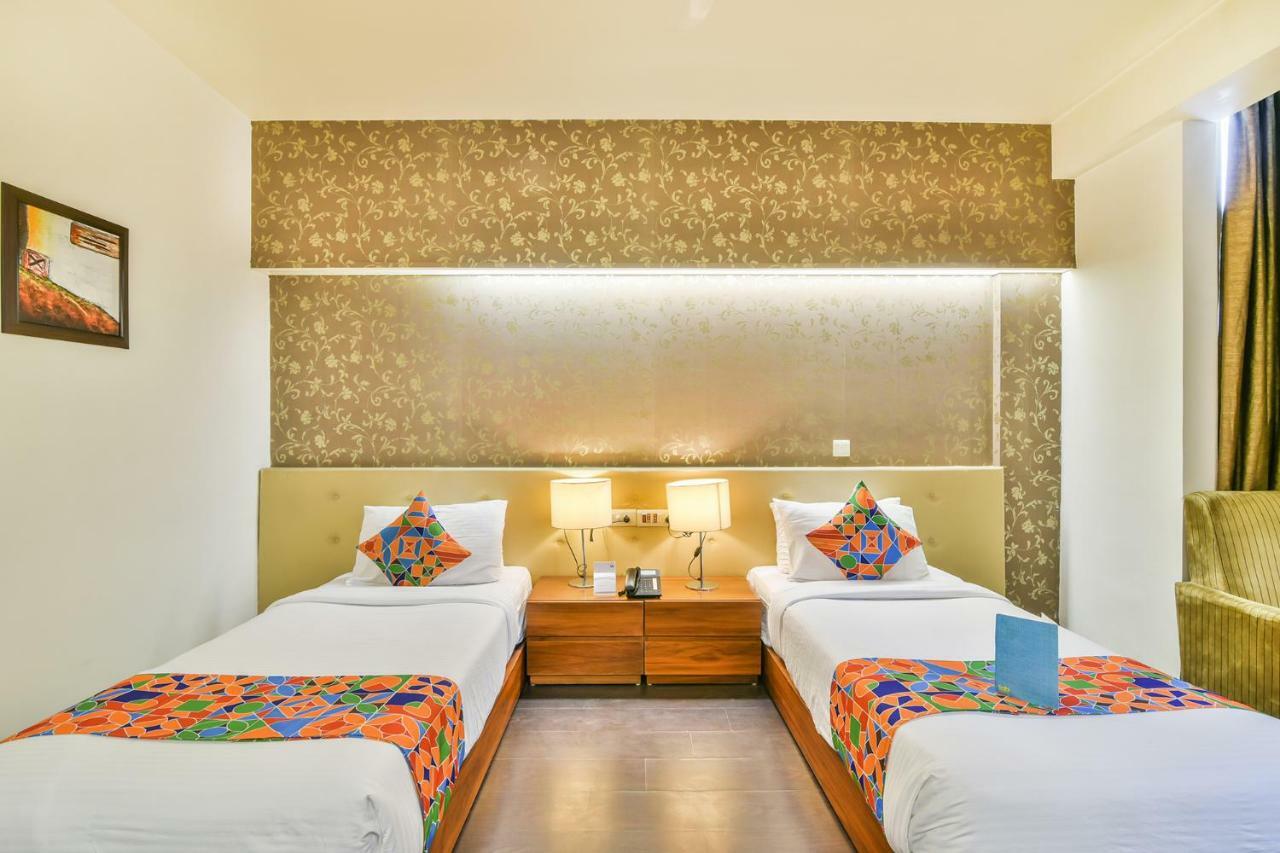 Fabhotel Prime Sage New Delhi Exteriör bild