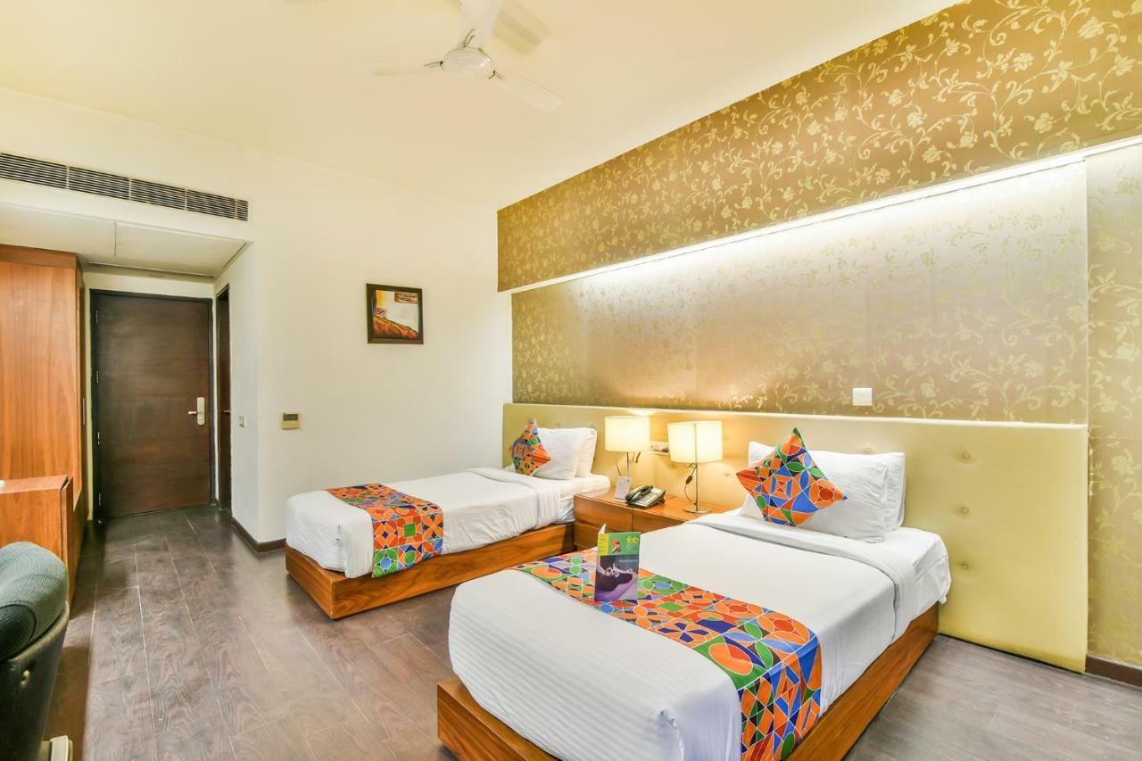 Fabhotel Prime Sage New Delhi Exteriör bild