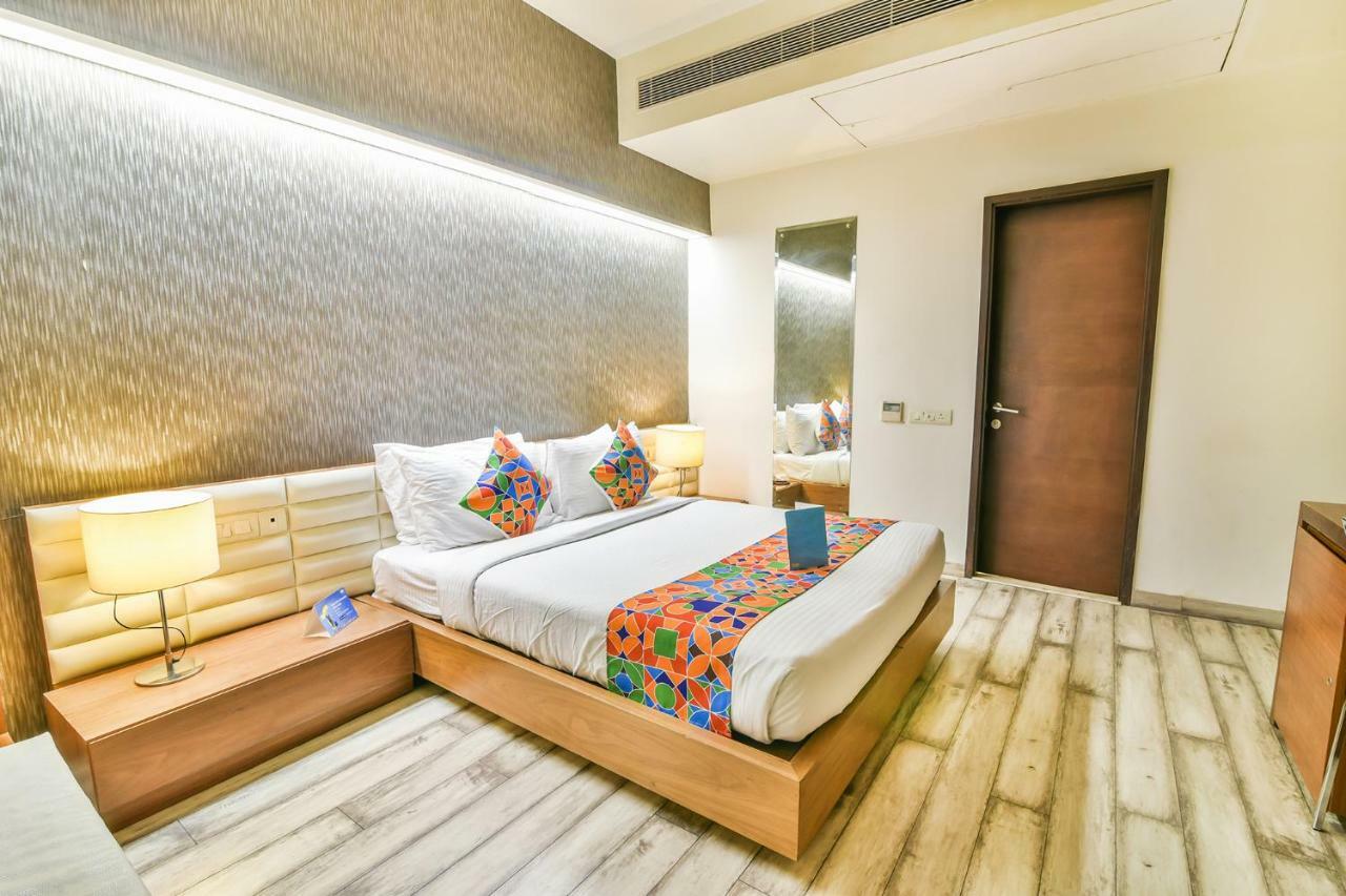 Fabhotel Prime Sage New Delhi Exteriör bild