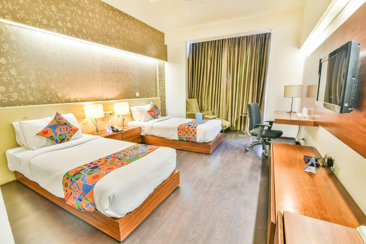Fabhotel Prime Sage New Delhi Exteriör bild